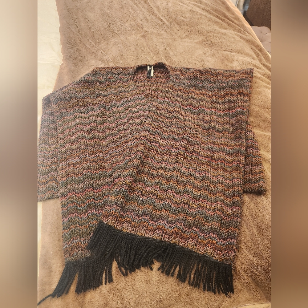 Beautiful Ruche shawl